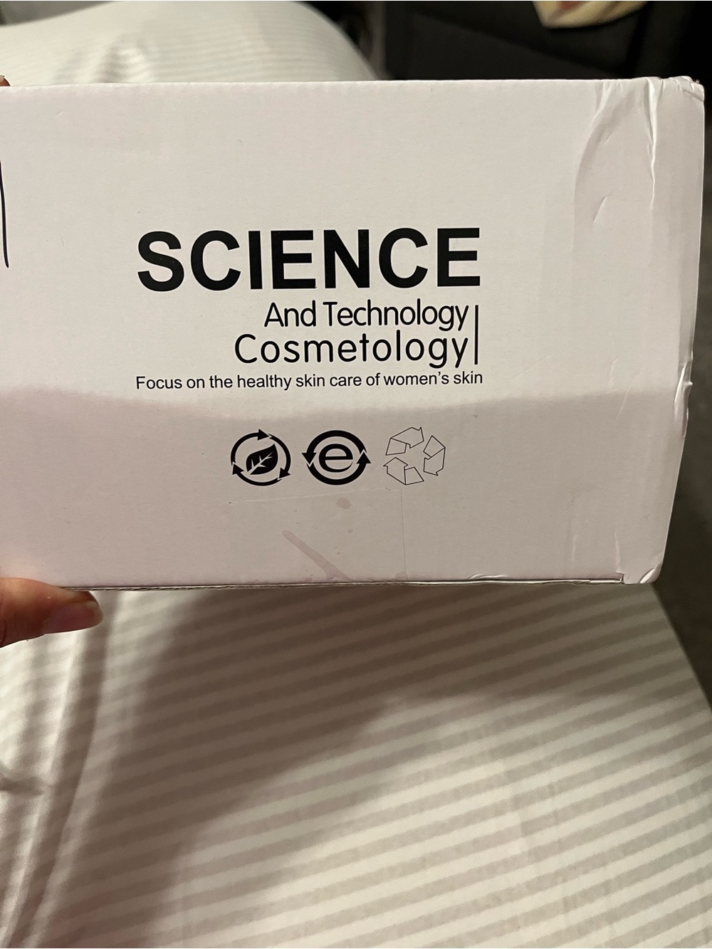 Light Facial Beauty Instrument LED Therapy Mask - Picture 2 of 3